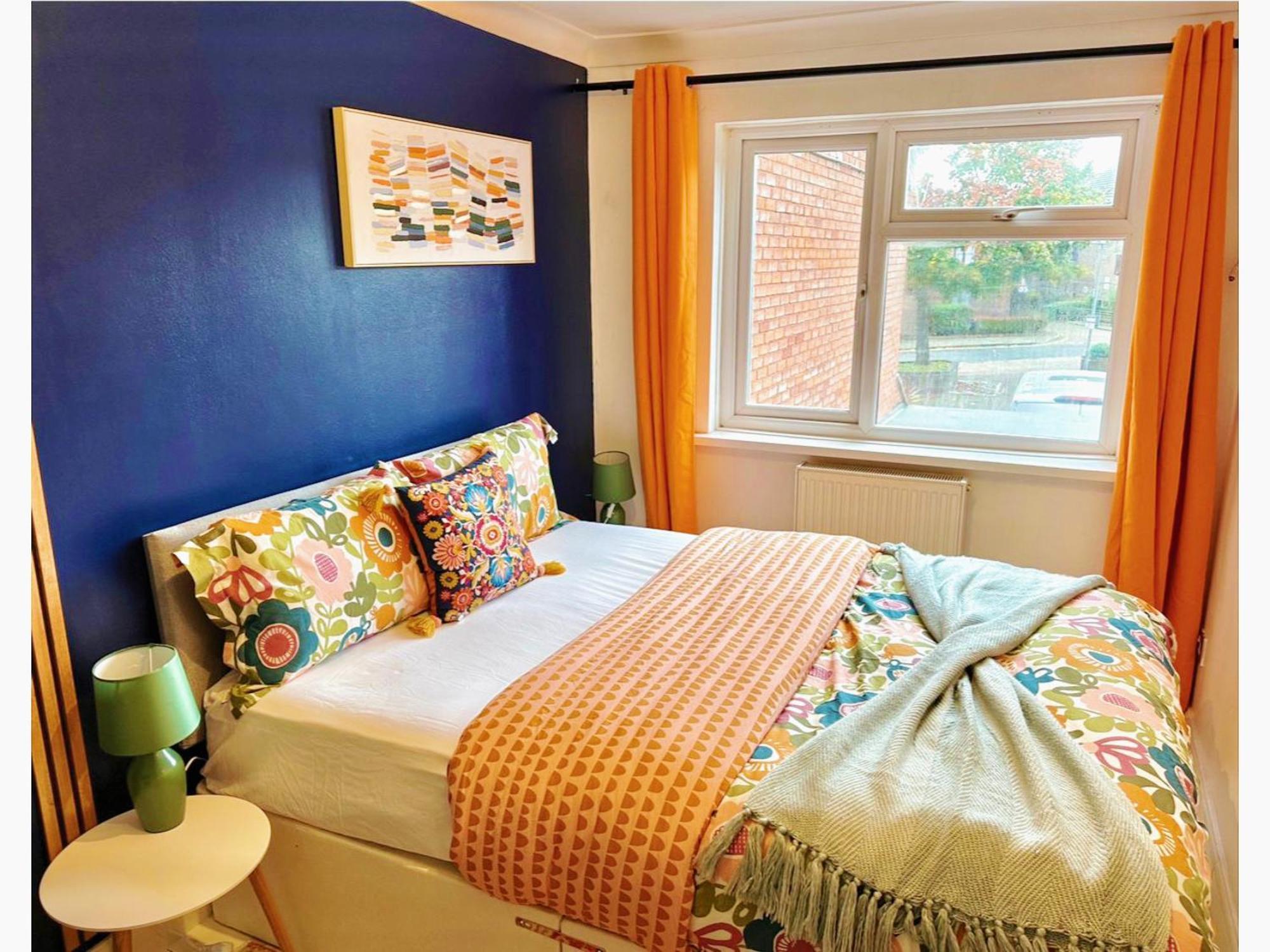 Charming 3-Bedroom House With Garden In Portsmouth, Close Parking, Train Station & Gunwharf 外观 照片